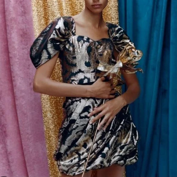 NWT Zara Metallic Gold Black Crop Top Size Medium - Picture 2 of 11